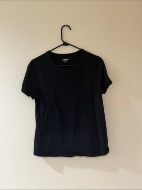 Old Navy Black Short Sleeve Crewneck Tee